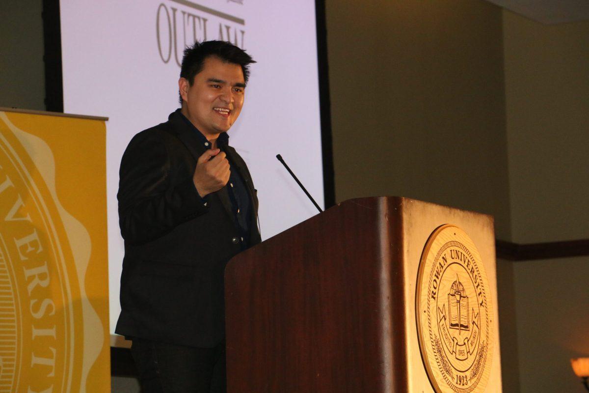 Jose Antonio Vargas presents "Define American"