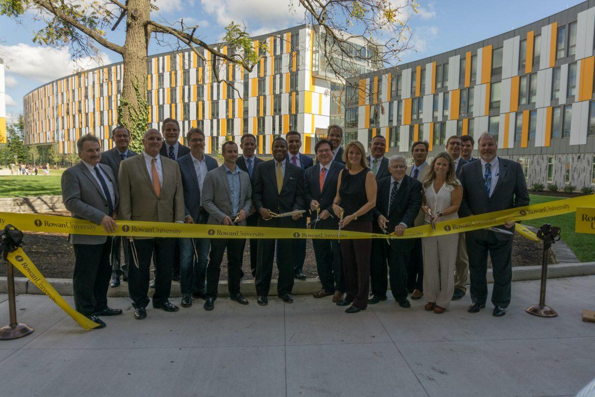 Holly Pointe Commons officially opens at Rowan University