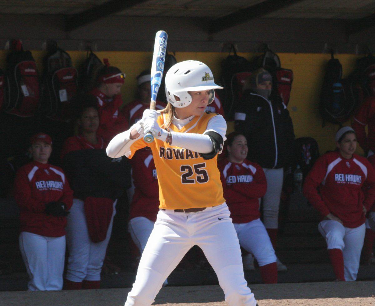 Senior captain Damariz Mercado during an at-bat earlier this season. Mercado has 12 RBI this season while batting .297. Photo Editor/Amanda Palma