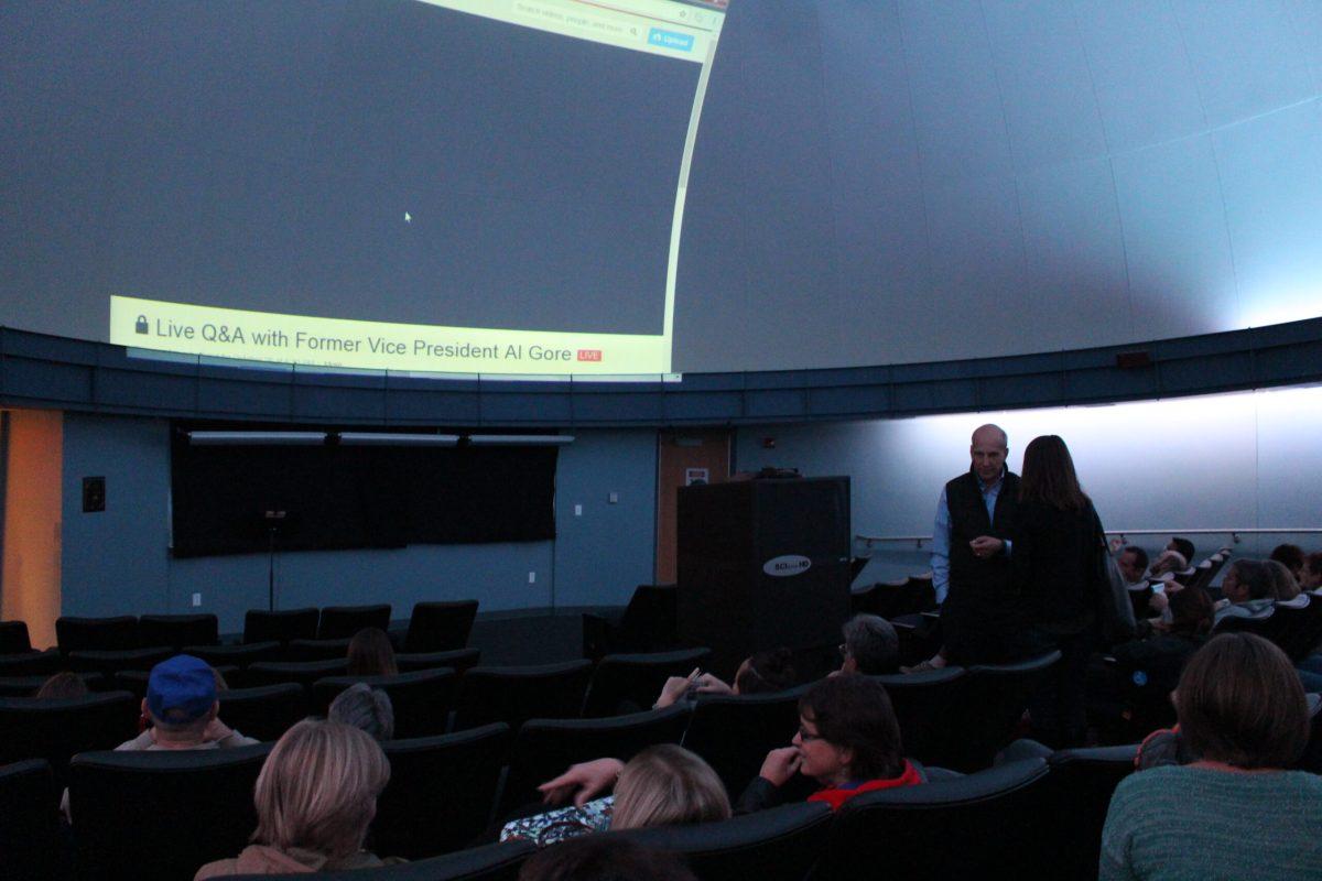 People in the planetarium for the live Q&A with Vice President Gore. -Photo Editor/Amanda Palma