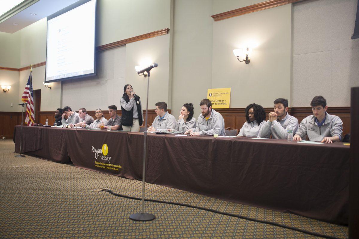 President Lauren Bitzer speaks at a meeting of the SGA Senate on March 5, 2018. -Assistant Photo Editor/Miguel Martinez