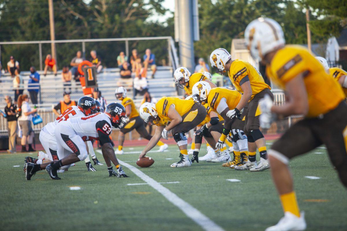 The Rowan offense lines up against William Paterson. The team won 22-6 to move to 3-0 on the year and 2-0 in the NJAC. Multimedia Editor/Miguel Martinez