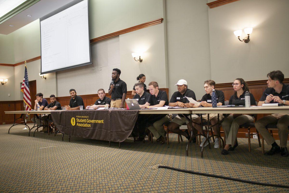 SGA members meet for biweekly meeting. Multimedia Editor/Miguel Martinez.