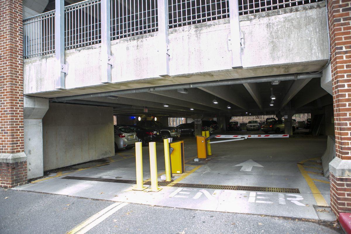 The repaired gate at the townhouse parking garage - Editor-In-Chief / Miguel Martinez