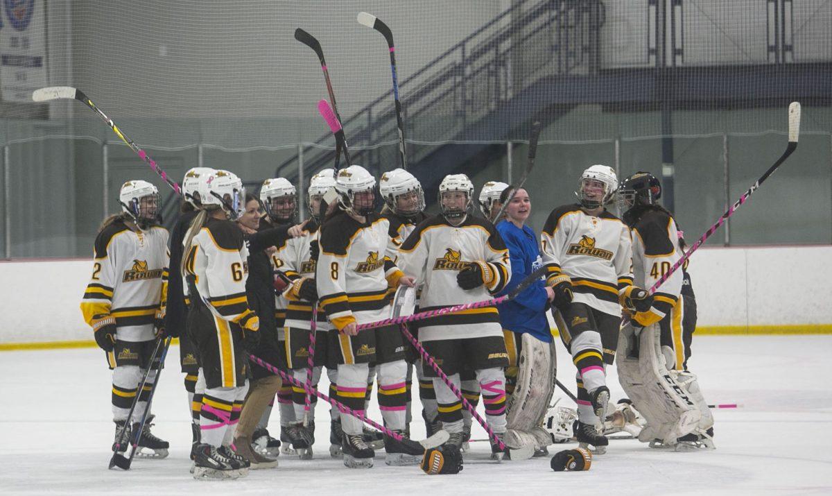 The Rowan Women's ice hockey team on "Pink the Rink" night. - Editor-in-Chief / Miguel Martinez.