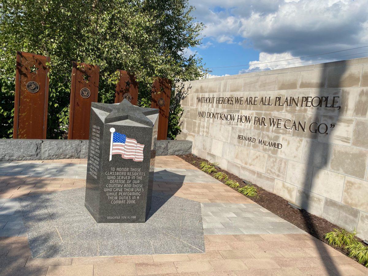 Veterans Memorial in Glassboro Town Square.- Photo / Chloe Senatore