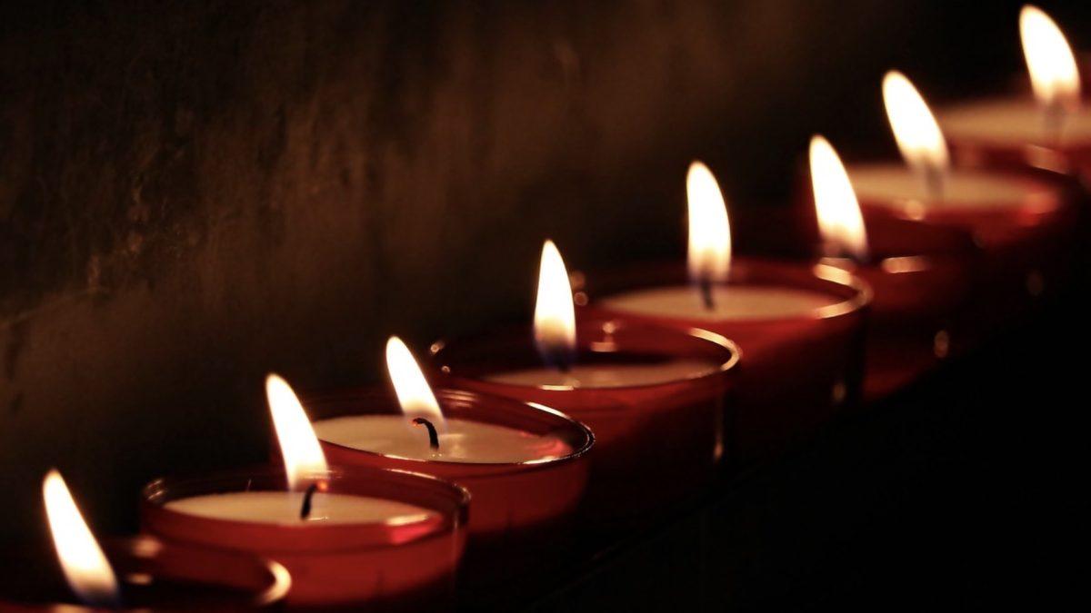 The candlelight vigil was held at Memorial Circle. - Photo via Pixabay.com