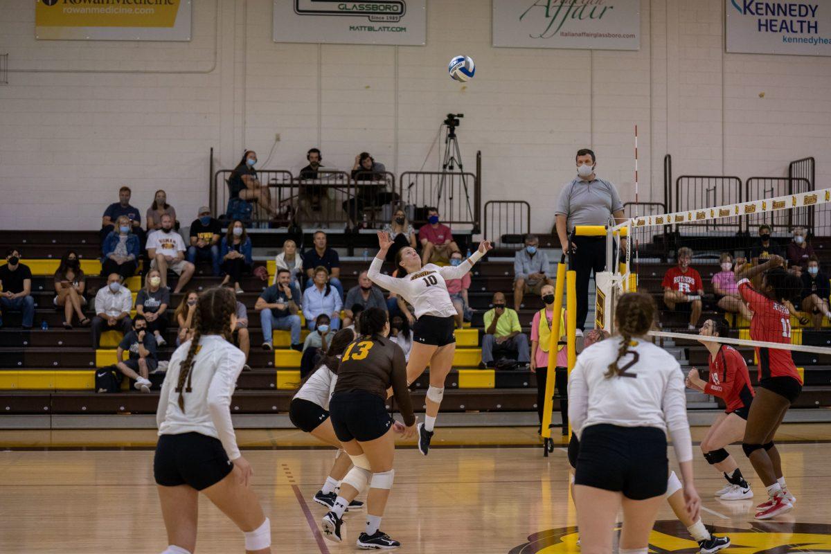 Rowan's Natalie Ogden going up to hit the ball in a game earlier this season. Ogden would record 21 kills in Rowan's two wins this past weekend. Thursday, Oct. 15, 2021. - Staff Photographer / Joey Nicolo