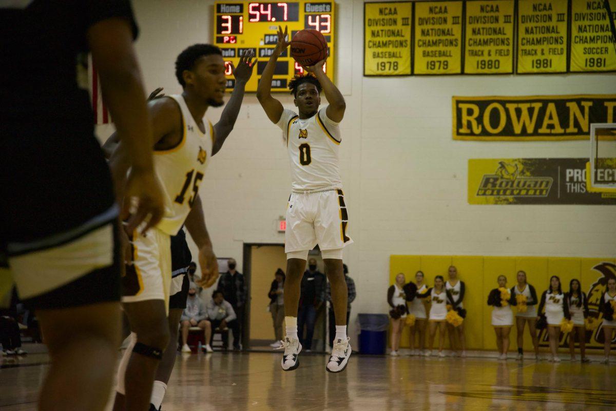 Rowan's Hafeez Melvin taking a jump shot. On Wednesday night, Melvin would record seven points and seven rebounds in Rowan 98-69 loss to Stockton. Wednesday, Dec. 1, 2021. - Multimedia Editor / Nick Feldman