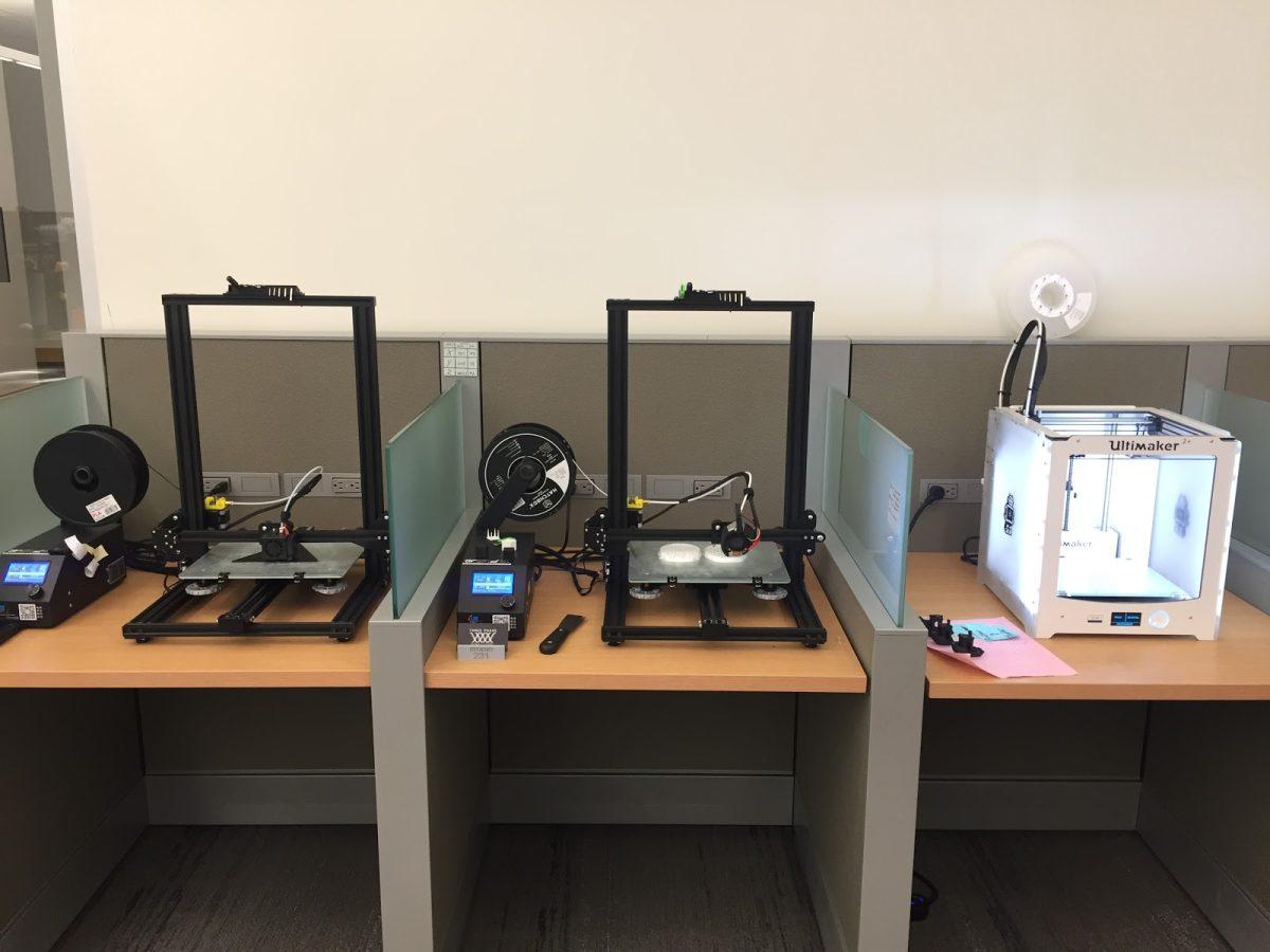 Studio 231 held a 3D printing workshop to engage students in their makerspace. Photo / Rowan.edu