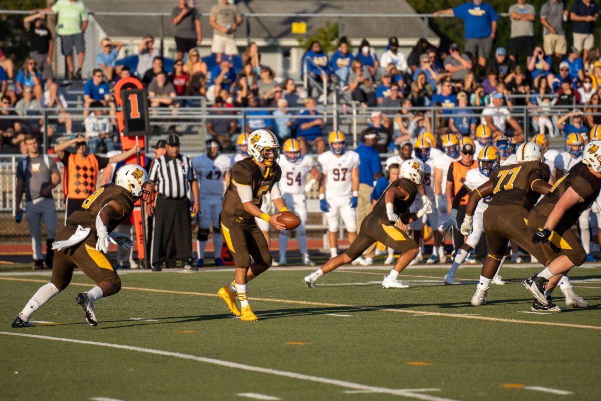 Mike Husni hands off the ball. Husni led his team to victory on Saturday and earned himself weekly NJAC honors. Saturday, September 4, 2021. - Photo / Joey Nicolo