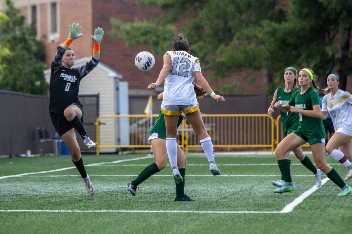 Lianna SanFelice attempts a header. SanFelice contributed to the Profs offensive dominance on Saturday, earning her NJAC Women's Soccer Rookie of the Week. Sunday, Sept. 4, 2022. - Multimedia Editor / Lee Kotzen