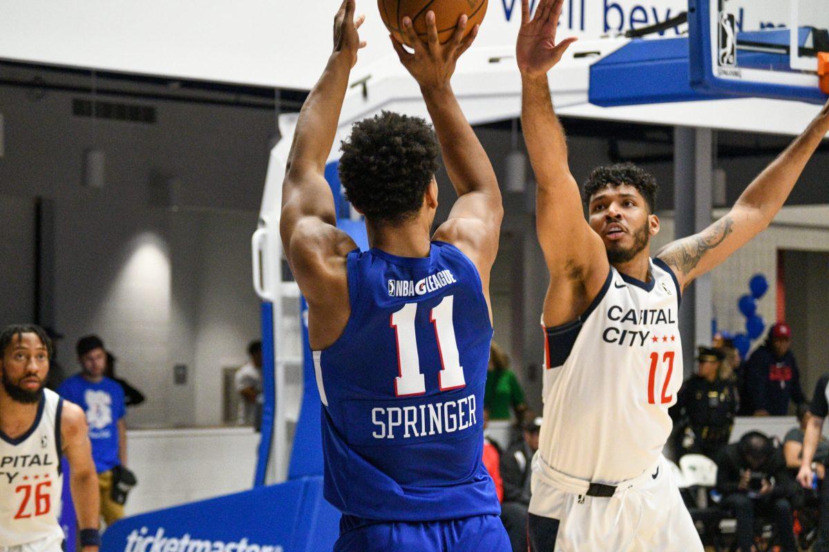 Jaden Springer takes a jump shot. Springer scored a team high 28 points against the Go-Go. Thursday, Nov. 10, 2022. - Staff Photographer / Tyrese Williams