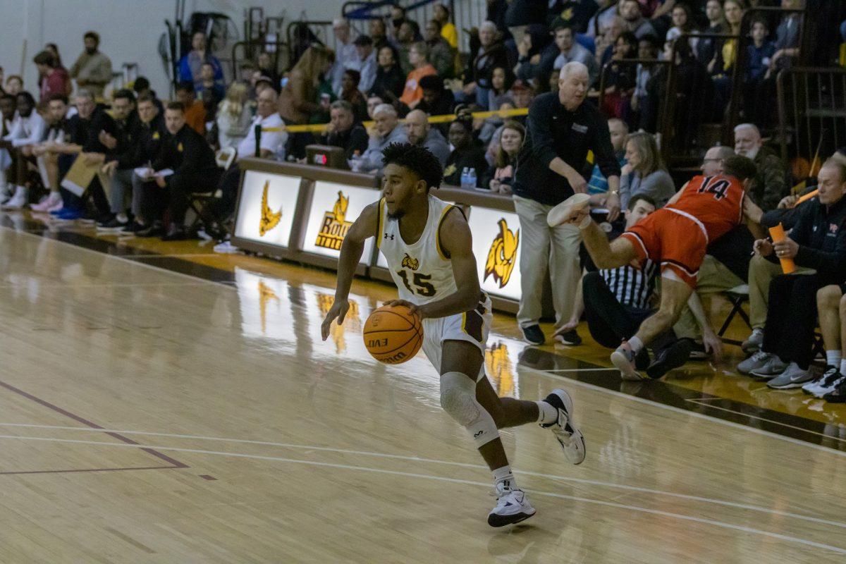 Damian Smith drives to the basket. Smith contributed 11 points off the bench against Stockton. Saturday, Dec. 3, 2022. - Multimedia Editor / Lee Kotzen