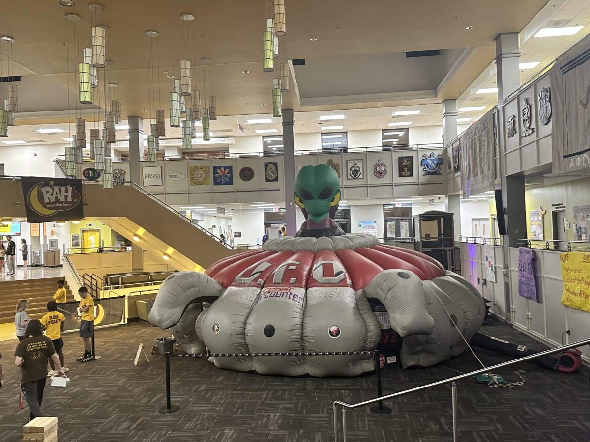 A giant alien spaceship had taken over the student center. - Intern / Bryant Lopez