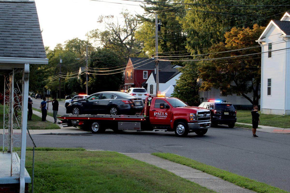 The car was removed from the property after crashing into the bushes. Opinion Editor / Sylent Michaels 