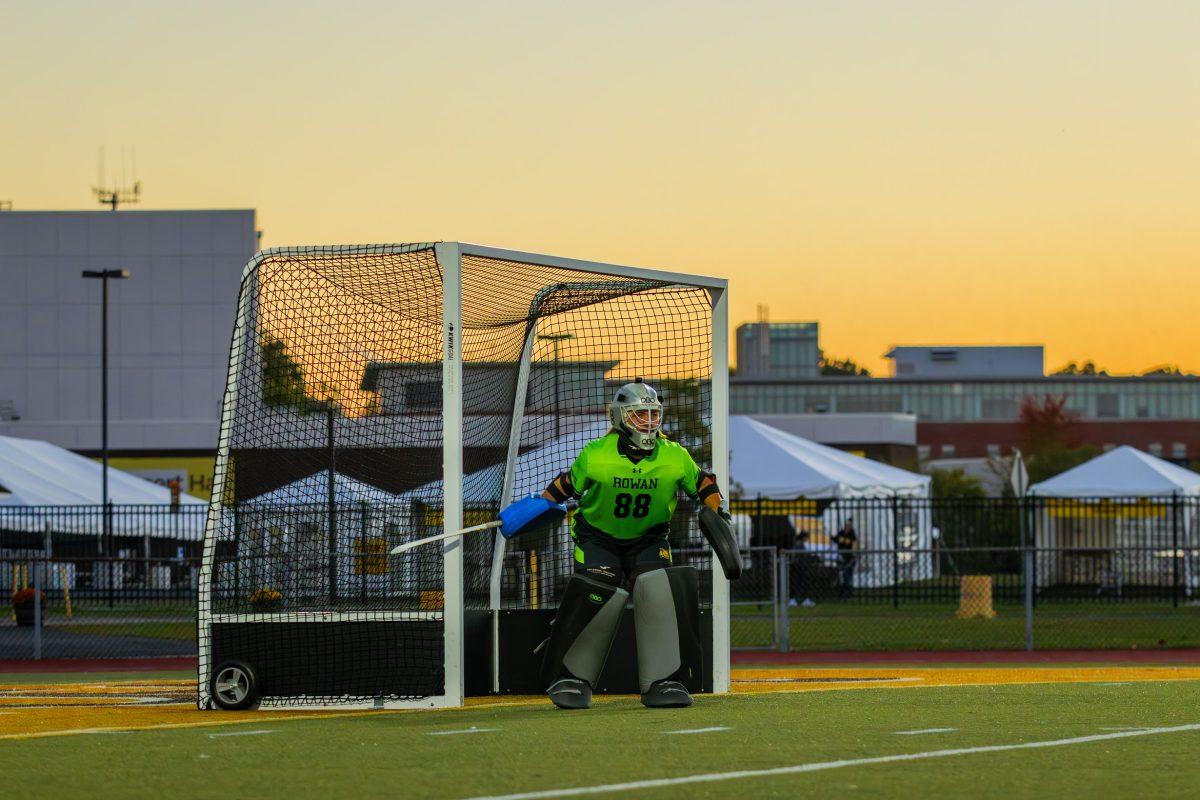 Mariah Juiliano prepares to make a save. Juiliano recorded 16 saves in the win over Kean. Friday, Oct. 13, 2023. - Photo via Lee Kotzen