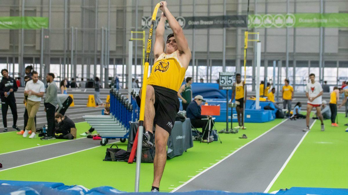 Tyler Raimondi during the pole vault. Raimondi won the pole vault at the Seamus McElligott Invitational over the weekend. - Photo via Rowan Athletics