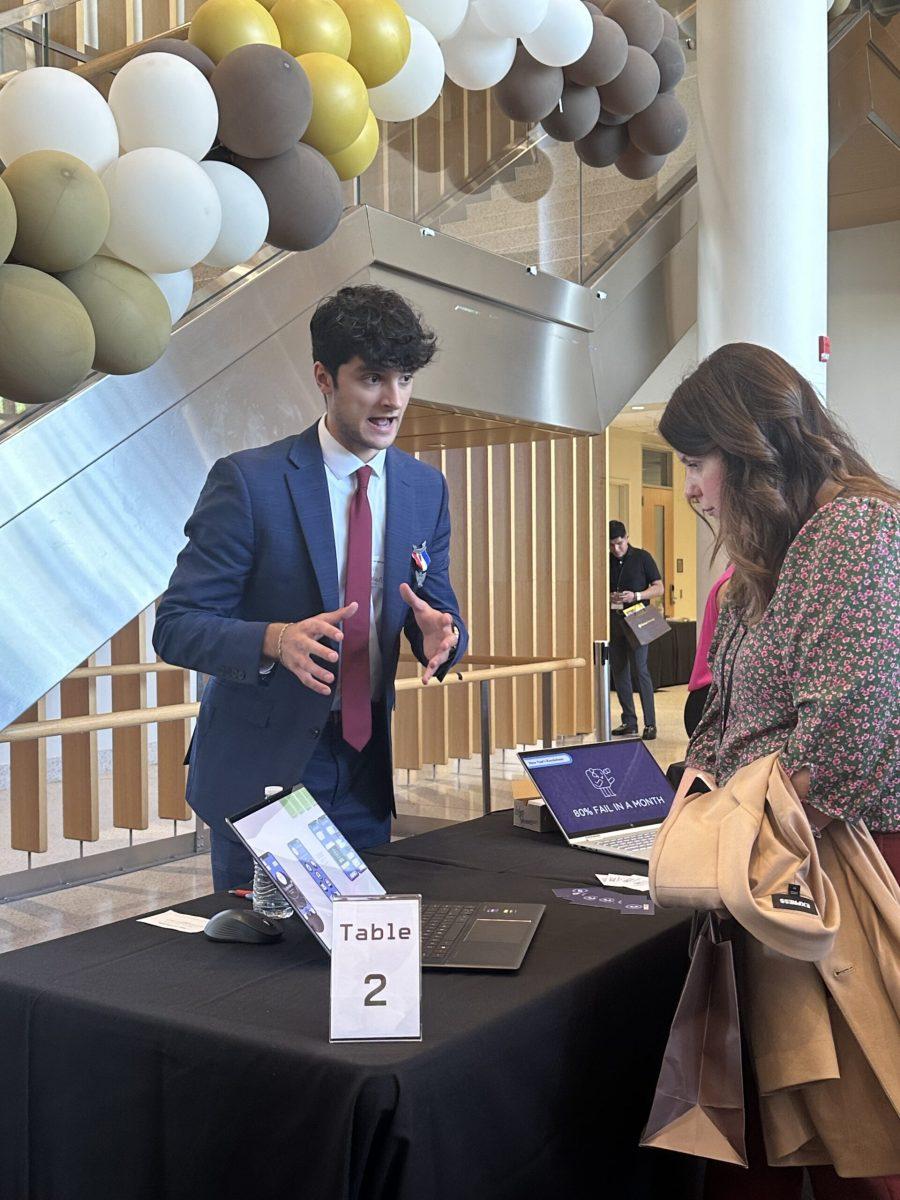 Aiden Tahmazian pitches Circlez at the 2023 New Venture Expo. - Photo via Aiden Tahmazian