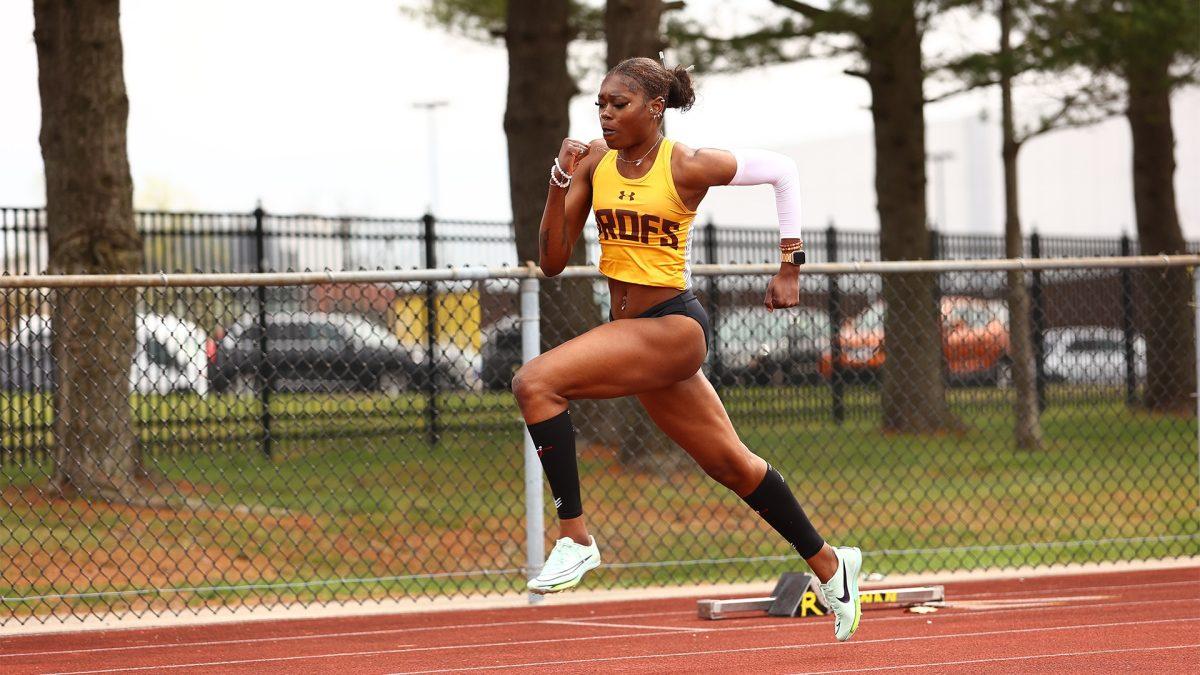 Nevaeh Lorjuste runs in a race. Lorjuste recorded the third best time in Division III. - Photo via Rowan Athletics