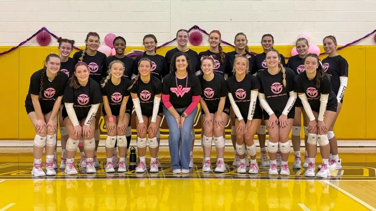 Rowan volleyball celebrates Pink Night prior to their matches on Saturday. - Photo via Rowan Athletics