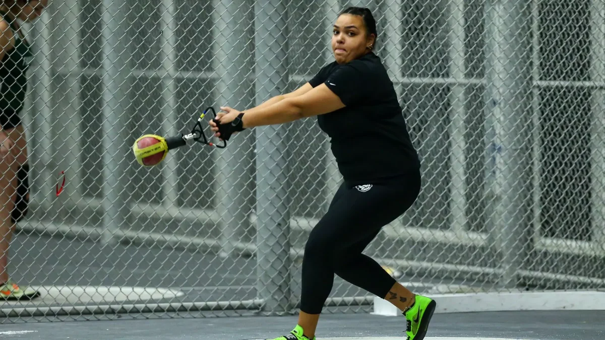 Lexi Bey competes. Bey is one of the returnees from last year's team. - Photo via Rowan Athletics