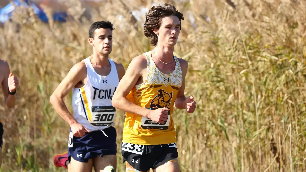 Scott Hubbard competes in a race. Hubbard will race at the Osprey Open this weekend. (Rowan Athletics)