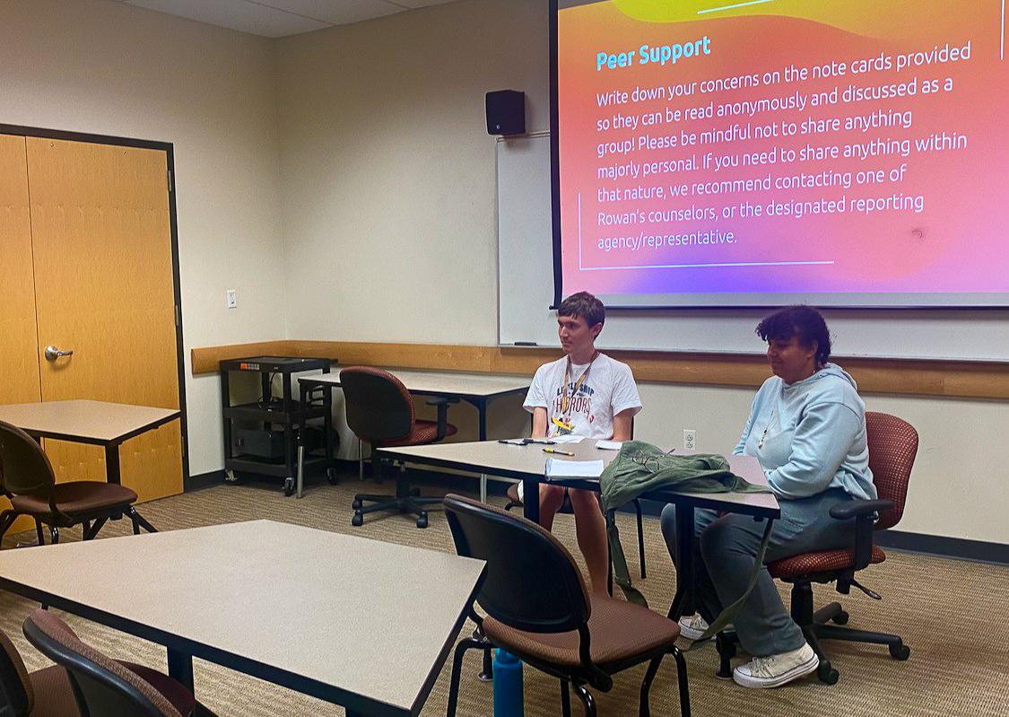 Active Minds' president Colin Webb and vice president Sonoma Attalienti conduct a peer support session during their presentation on suicide prevention. Friday, Sept 25. Glassboro, NJ. (Kacie Scibilia / Staff Writer)