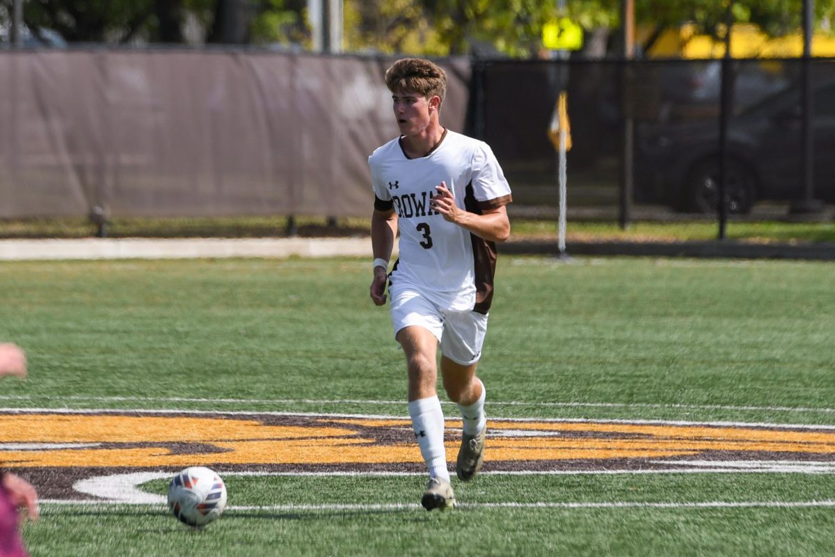 Evan Schlotterbeck dribbles the ball. Schlotterbeck scored the Profs only goal in the win over Stockton. (Contributor / Trevor Miceli)