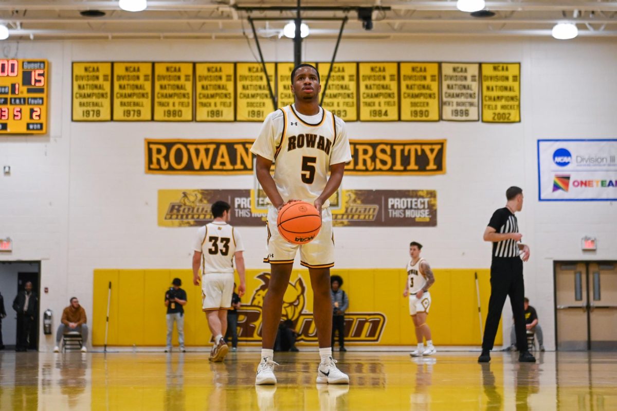 Brycen Williams gets ready to shoot a free throw. (Sports Photographer / Trevor Miceli)