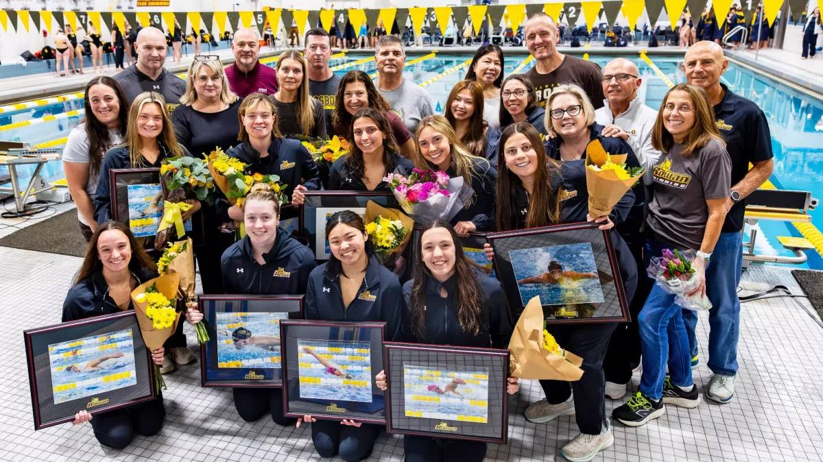 The seniors of women's swimming celebrate their senior night. Glassboro, N.J. Saturday, Jan. 17, 2026. (Rowan Athletics)