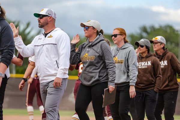 Mary Murray in the postgame handshake line after Rowan’s 6-2 win over Salisbury, winning the Glassboro Super Regional. Glassboro, N.J. May 23, 2025. (Chris Taylor)